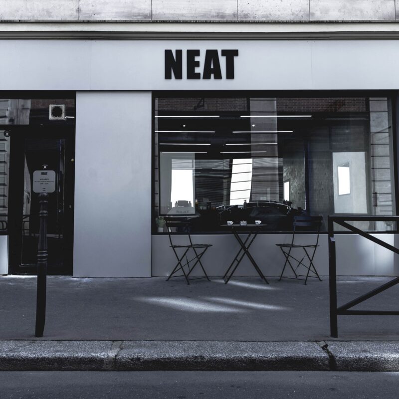 barber shop paris neat devanture